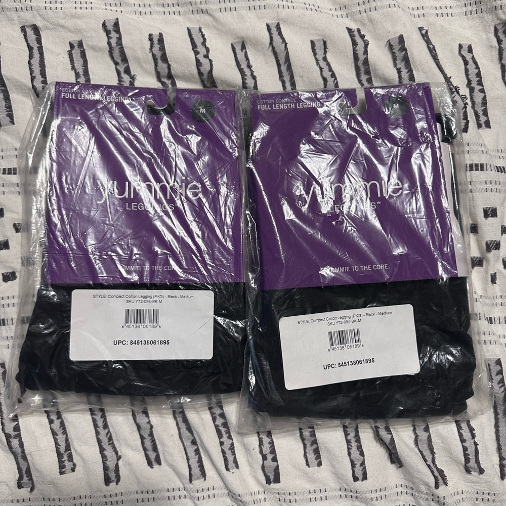 BRAND NEW Black Yummie Leggings- Size M